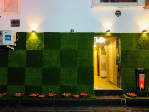 Hotel Pardesi's