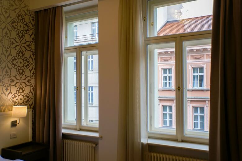 Hotel Deminka Palace