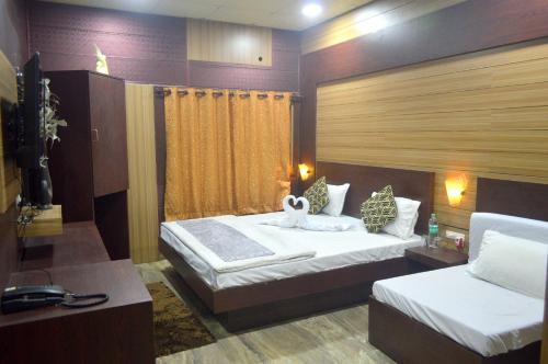 Bed & Breakfast Hotel Dhingra Residency