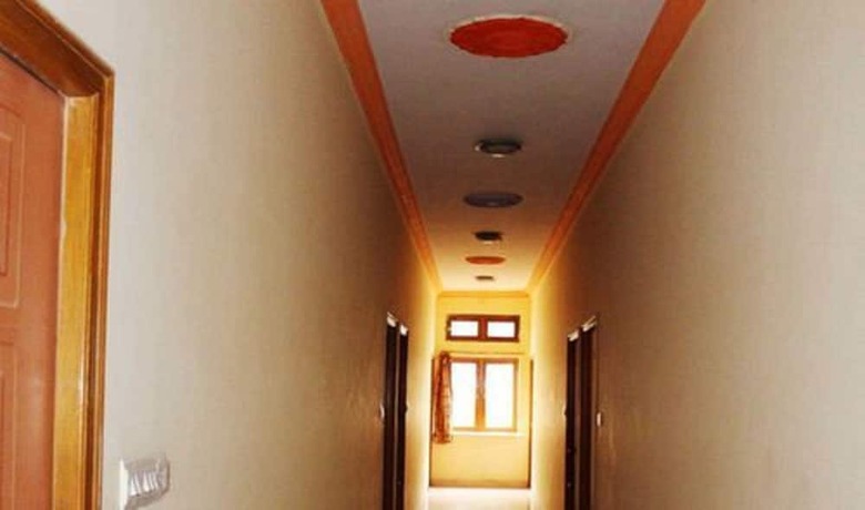 Adb Rooms Hotel Vallabh Darshan