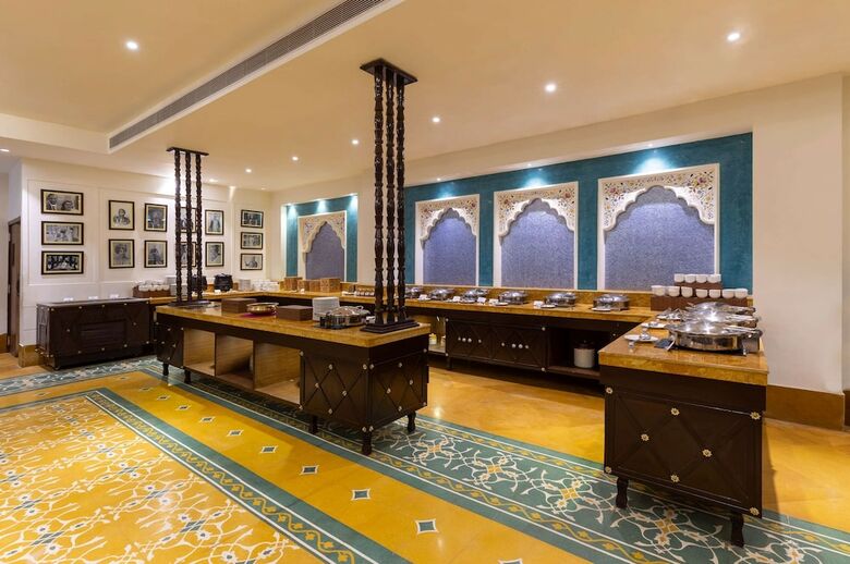 Hotel Sairafort Sarovar Portico