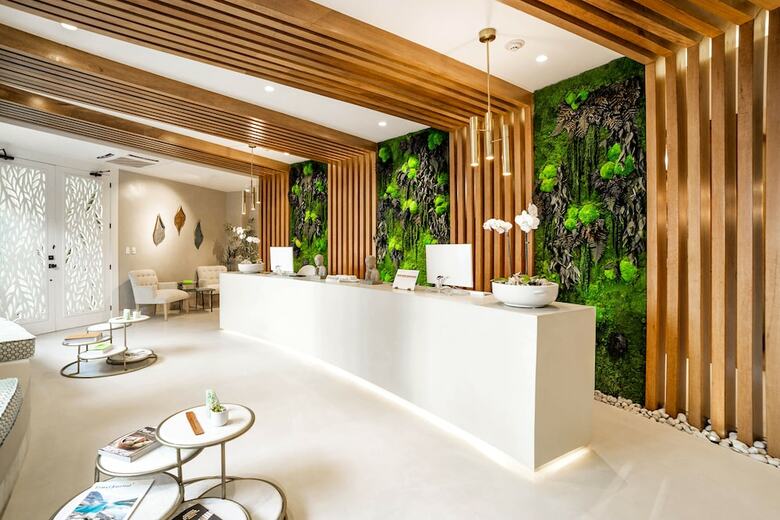 Hotel Eden Roc En Cap Cana