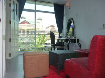 Reflections Boutique Hotel