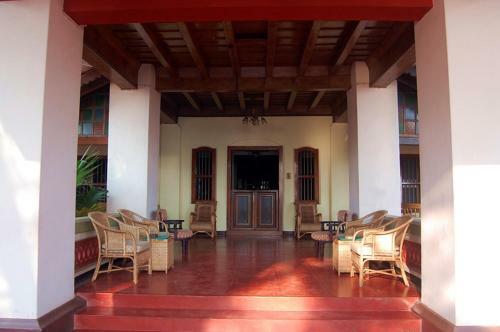 Heritage Room A/c Stay - Ayisha Manzil