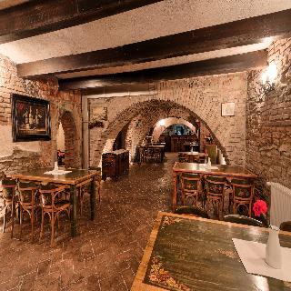 Hotel Traube Medias