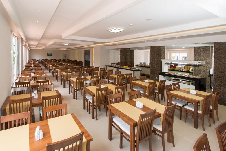 Grand Atilla Hotel