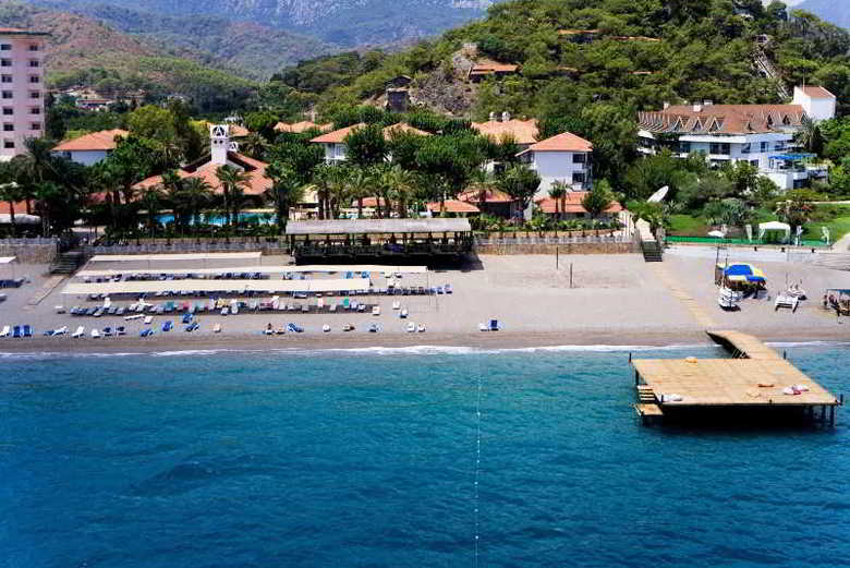 Larissa Akman Park Hotel
