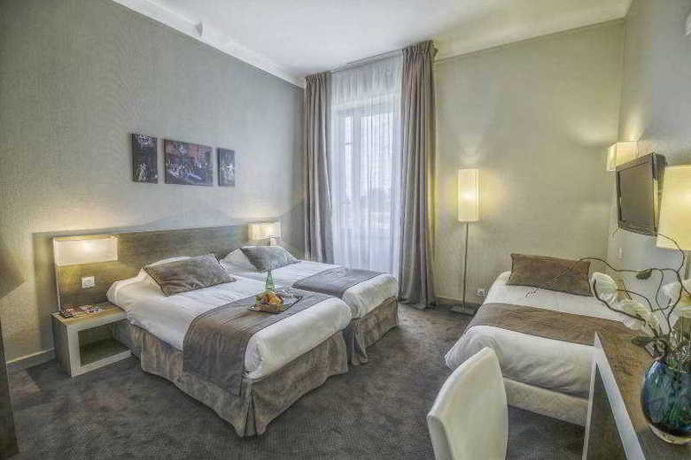 Hotel Kyriad Orange
