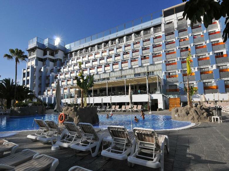 Paradise Park Fun Lifestyle Hotel