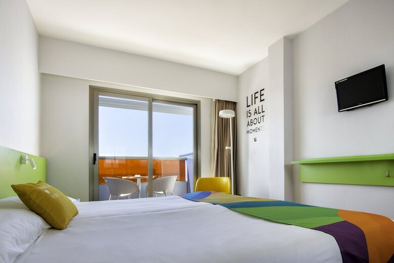 Paradise Park Fun Lifestyle Hotel