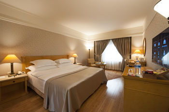 Zorlu Grand Hotel