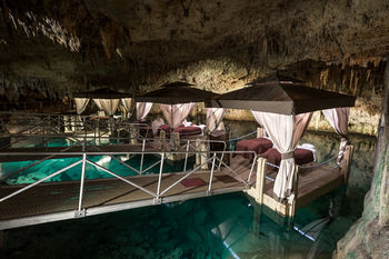 Hotel Grotto Bay Beach Resort Bermuda