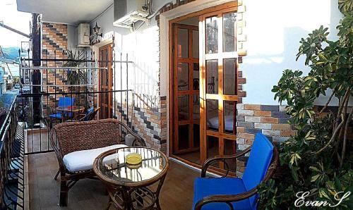 Hostal Evans Studio