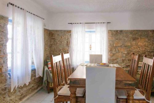 Villa Karavos