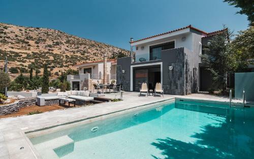 Villa Adam