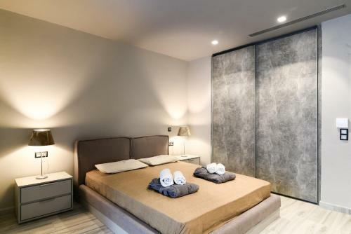 Luxury Beach Front Villa Selenia Platinum In Sounio, Athens