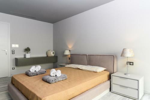 Luxury Beach Front Villa Selenia Platinum In Sounio, Athens