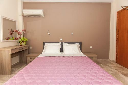 Hostal Orelia Pension