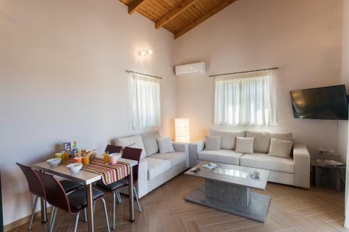 Lefkogea Villas