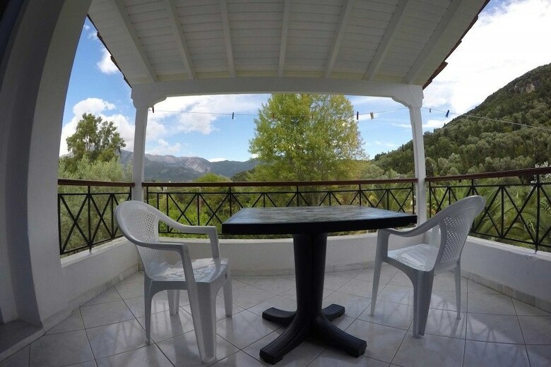 Armonia Apartments