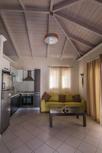 Aktes Villas