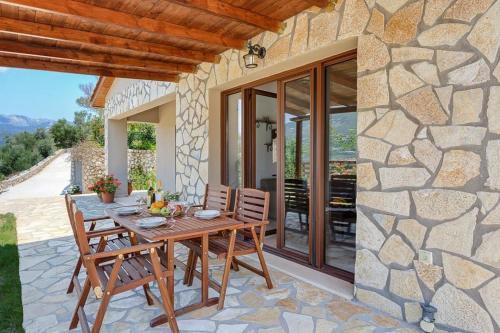 Vasiliki Villa Sleeps 2 Pool Air Con Wifi