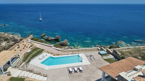 Arismari Luxury Villas