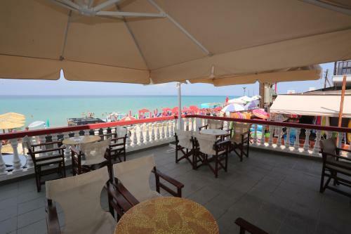Summer Beach Hotel