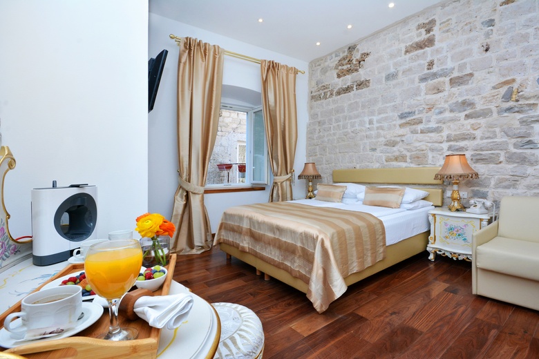 Jupiter Luxury Hotel