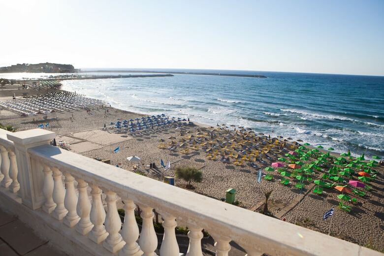 Aparthotel Birais Beach Studios