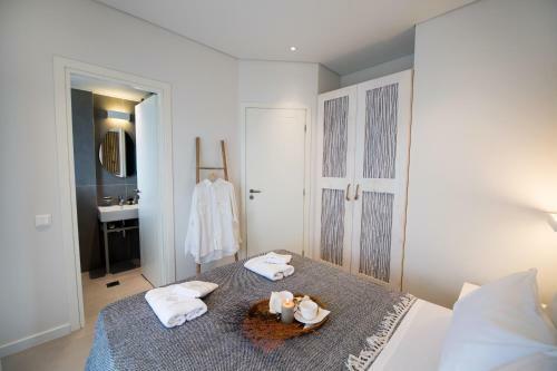 Hotel Crystal Waters