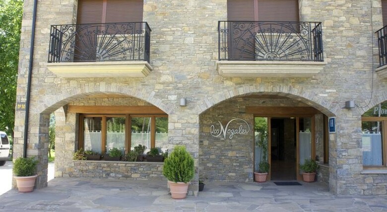 Hotel Los Nogales
