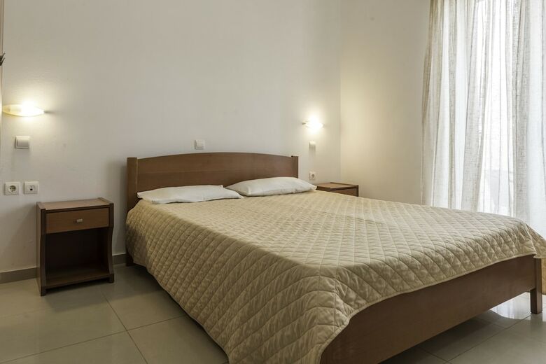 Hotel Sifis Studios