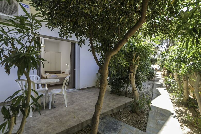 Hotel Sifis Studios
