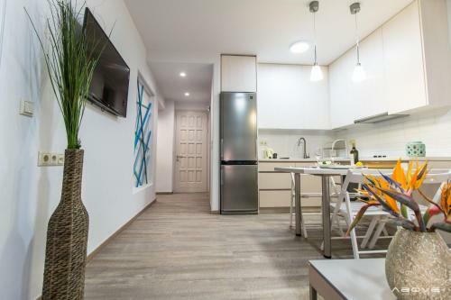2 Bedroom Apartment With Balcony, St Georges Beace