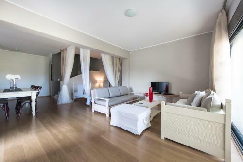 #luxlikehome Tessi's House