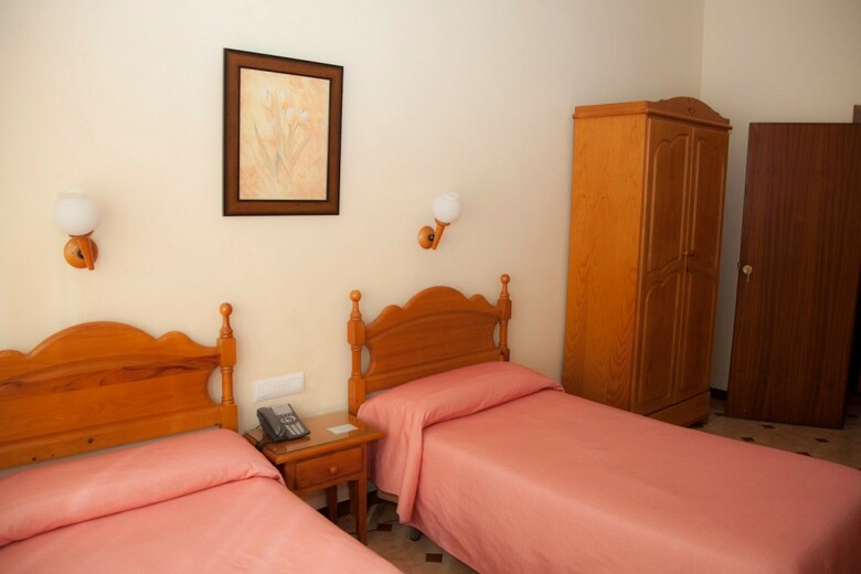 Hostal Par�s