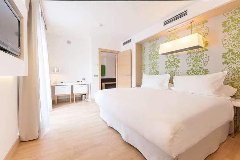 Hotel Occidental Praha Five