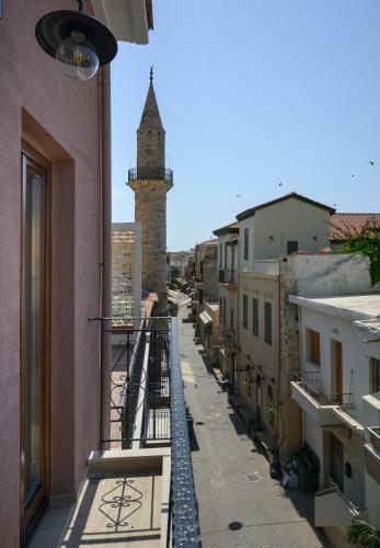 Minaret Suites And Apartments