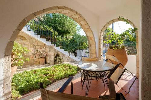 Traditional Cretan Stone House 4