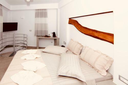 Villa Aeris Suites