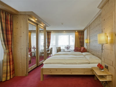 Hotel Holiday