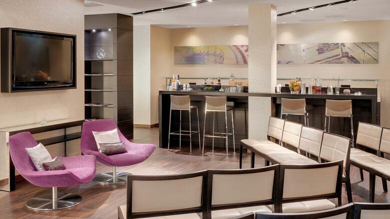 Renaissance Z�rich Tower Hotel