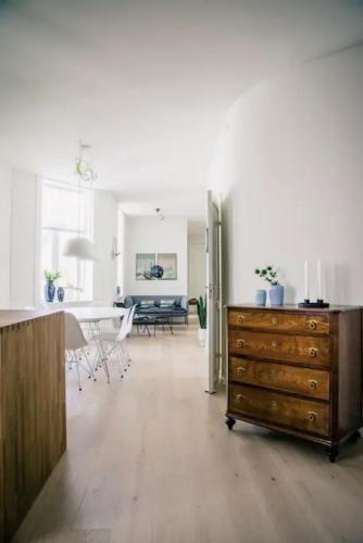 Marvelously And Interior Designed Apartment In The ? Of Cph!