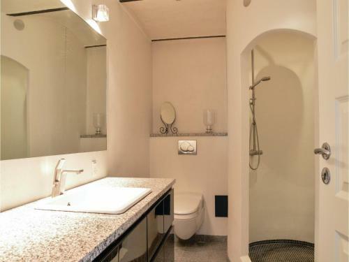 Eight-bedroom Holiday Home In Lemvig