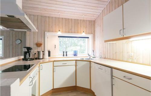 Four-bedroom Holiday Home In Nexo