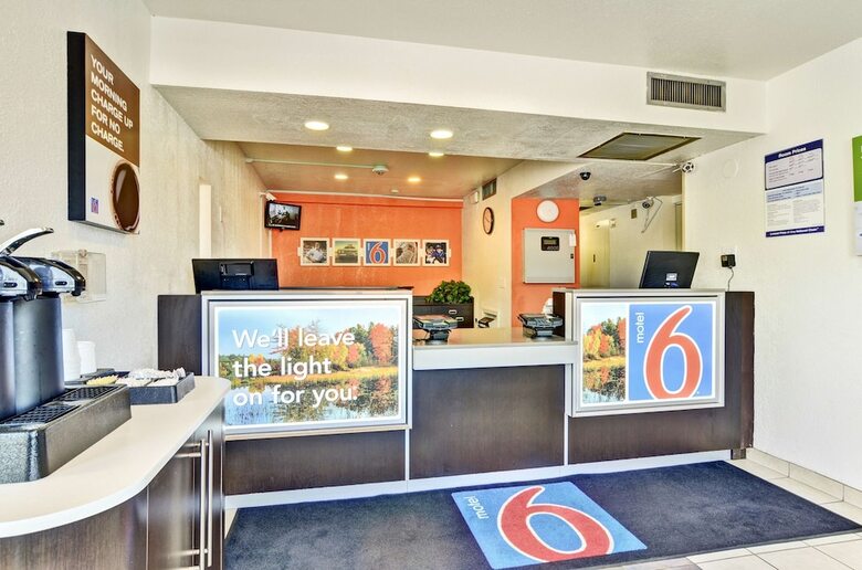 Hotel Motel 6 Pittsburgh - Crafton