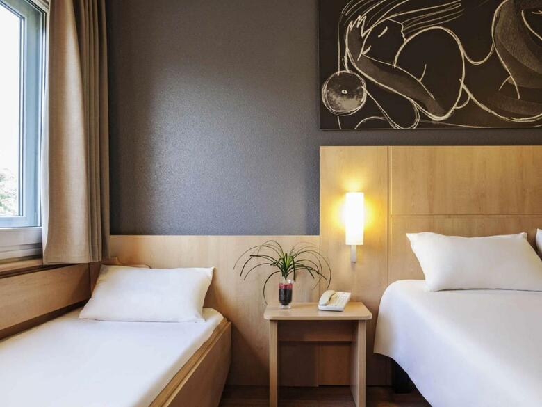 Hotel Ibis Barcelona Cornell�