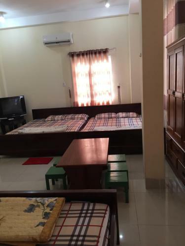 Hostal Trang Hoang Motel