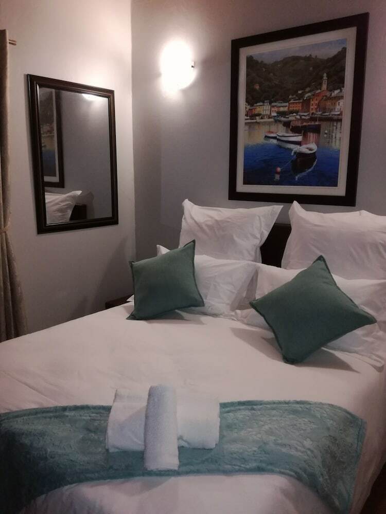 Hostal Villa Tropicana